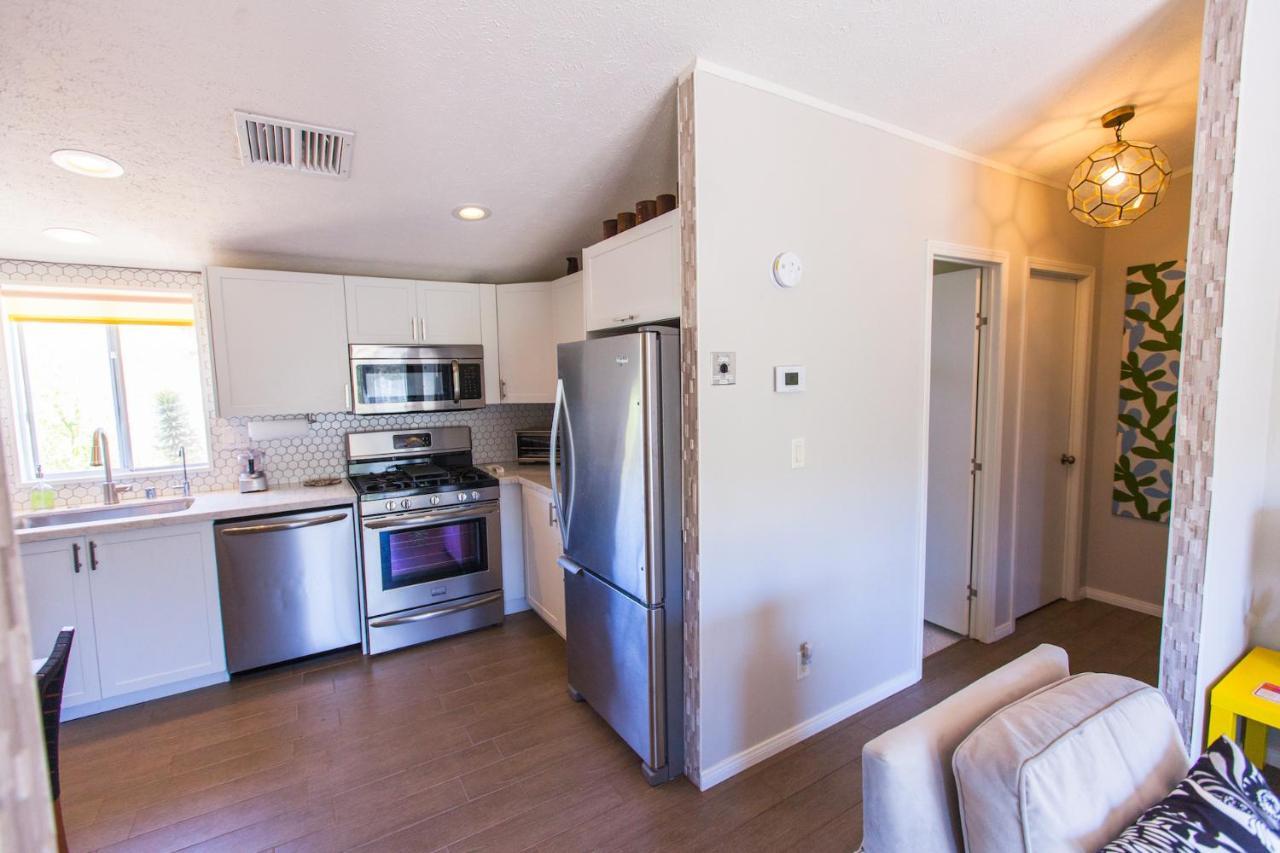 @ Marbella Lane - 10 Acres Oasis Desert Retreat! Joshua Tree Eksteriør bilde